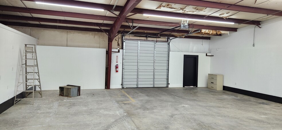 More Photos Of 2801 Chamber Dr, Monroe Warehouse For Lease