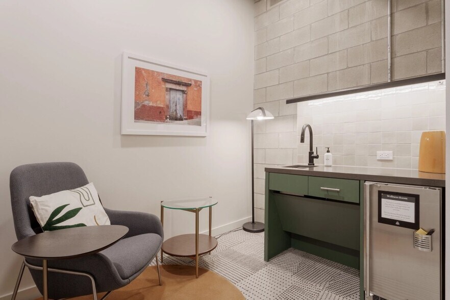 More Photos Of 7001 Burnet Rd, Austin Coworking Space