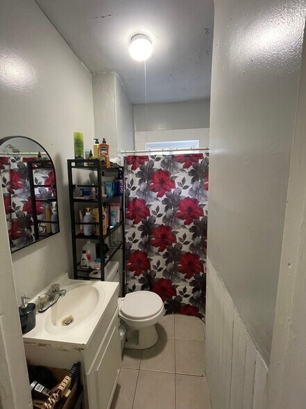 More Photos Of 694 Winchester Ave, New Haven Apartments For Sale