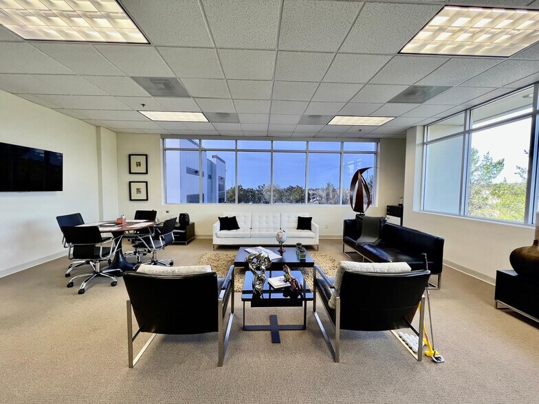 More Photos Of 2502-2518 Catamaran Way, Chula Vista Light Manufacturing For Lease