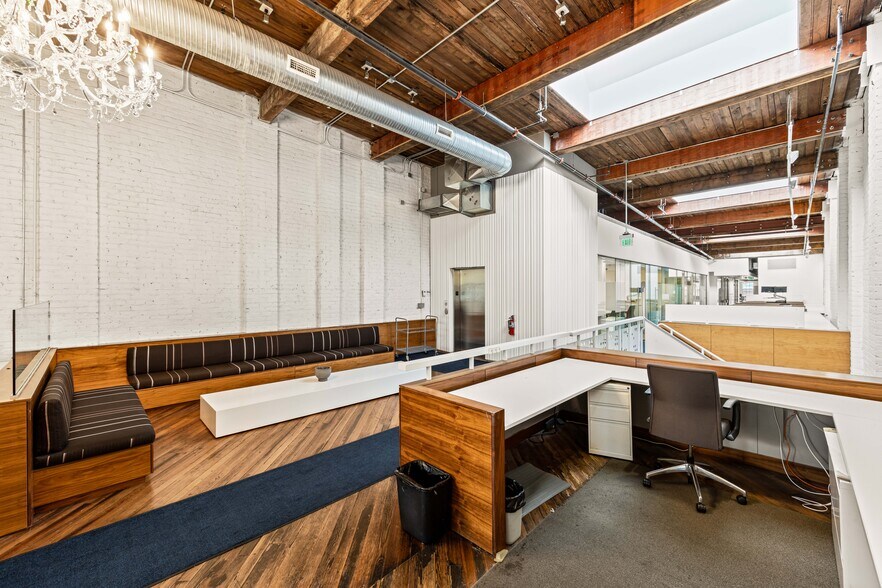 More Photos Of 316-318 E Main St, Charlottesville Office For Sale