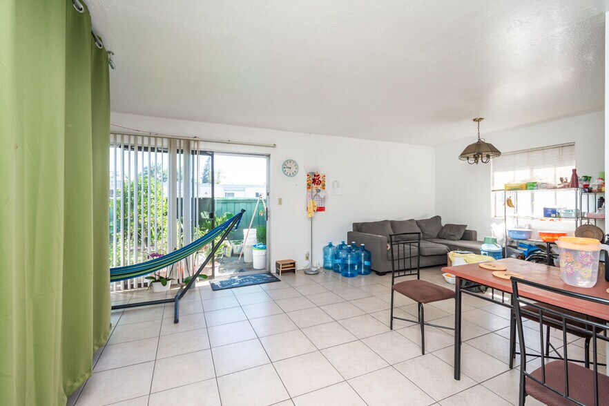 More Photos Of 38870 Bell St, Fremont Apartments For Sale