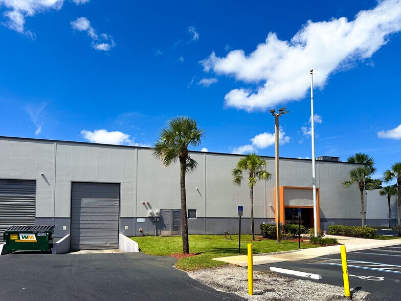 Primary Photo Of 14525 NW 60th Ave, Miami Lakes Warehouse For Lease