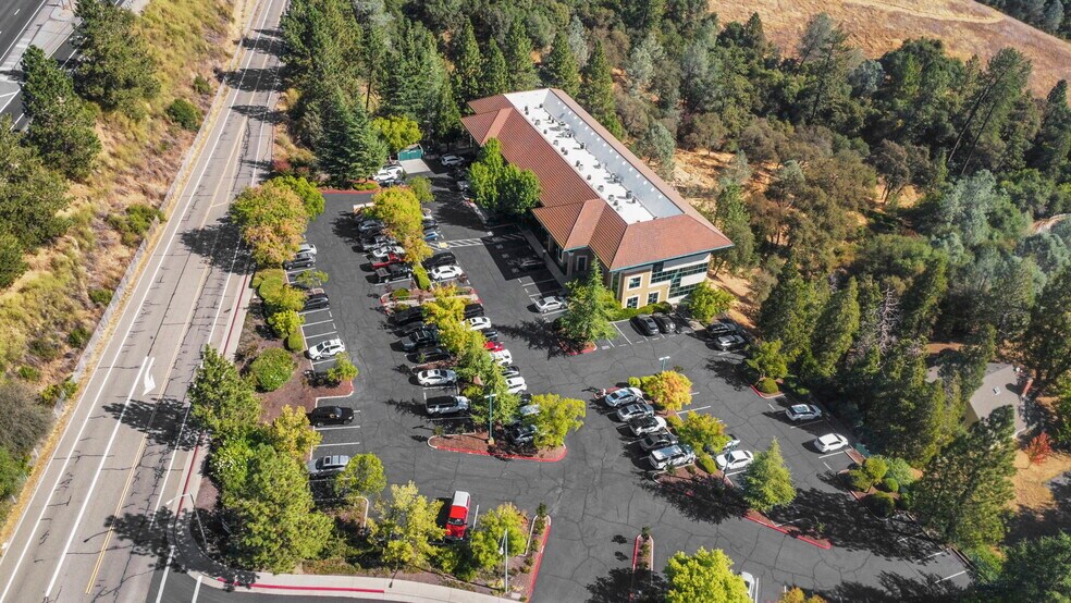 More Photos Of 13620 Lincoln Way, Auburn Office For Sale