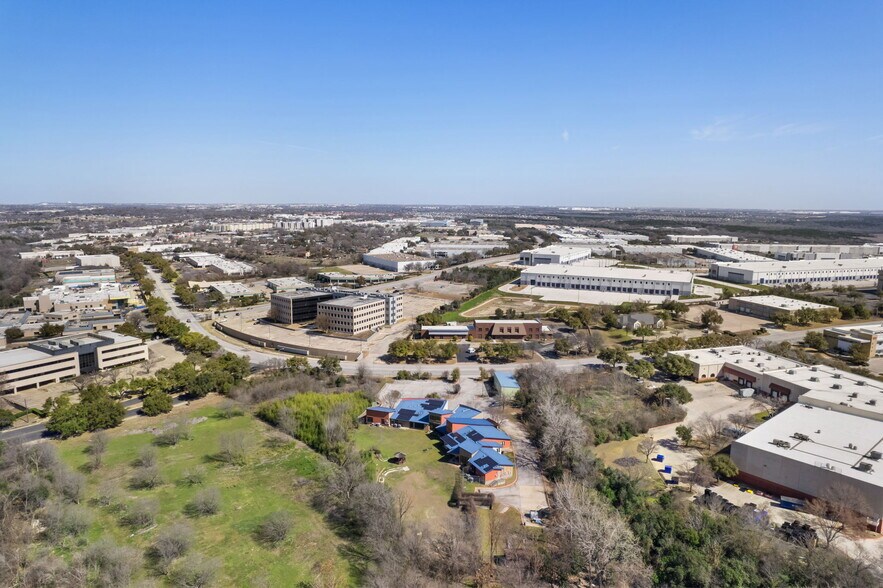 More Photos Of 8334 Cross Park Dr, Austin Medical For Sale