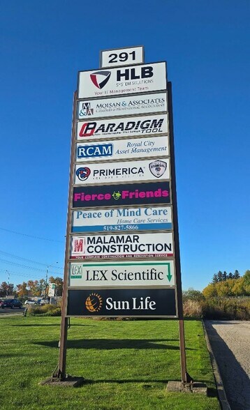 More Photos Of 291 Woodlawn Rd, Guelph Flex For Lease