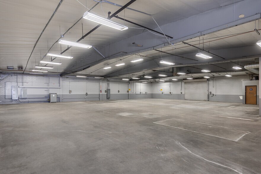 More Photos Of 12300 Denholm Dr, El Monte Warehouse For Sale
