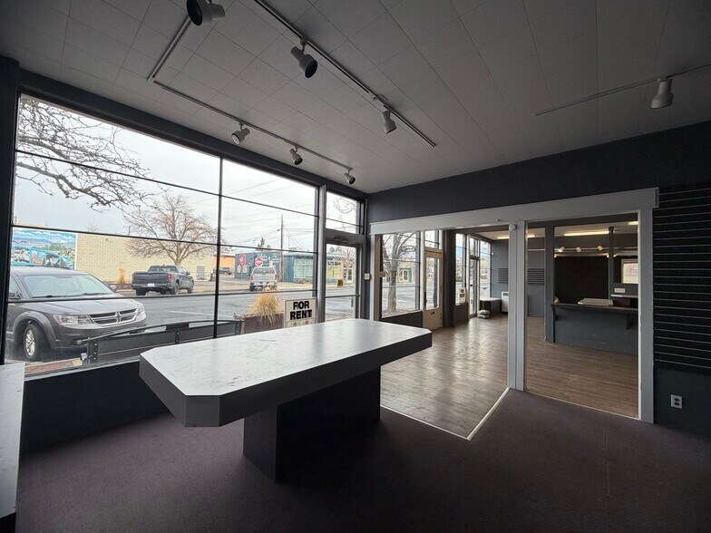 More Photos Of 200-206 E 4th Ave, Ellensburg General Retail For Lease