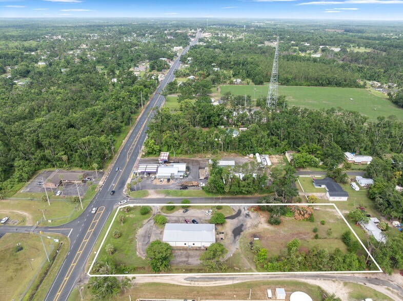 More Photos Of 140 NE Yellow Pine Ave, Madison Restaurant For Sale