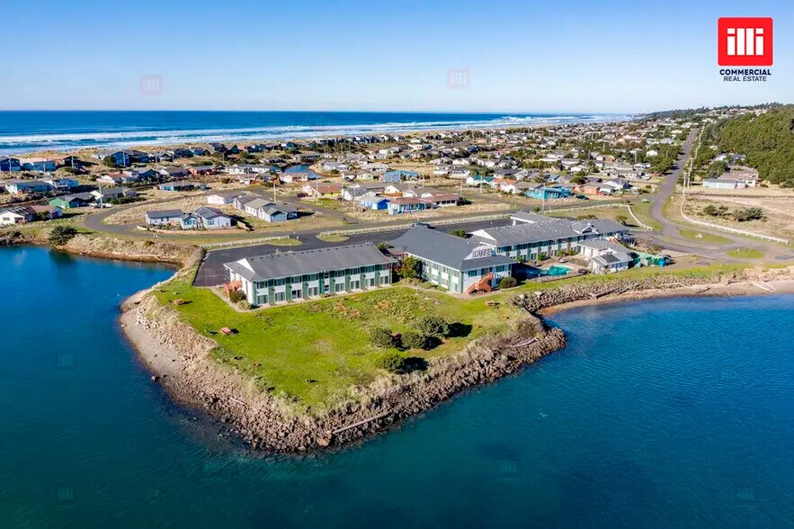 More Photos Of 902 NW Bayshore Dr, Waldport Hotel For Sale