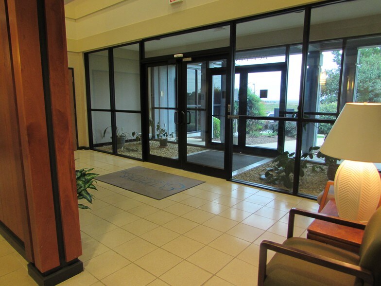 More Photos Of 14115 Lovers Ln, Culpeper Office For Lease