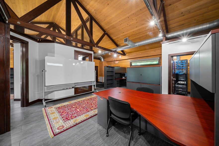More Photos Of 5830 W Gulf To Lake Hwy, Crystal River Office For Sale