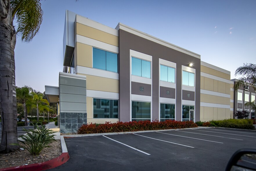 More Photos Of 9760 Birch Canyon Pl, San Diego Warehouse For Sale