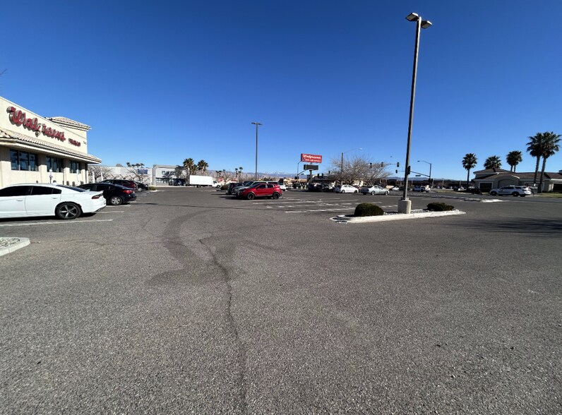 More Photos Of 15480 Main St, Hesperia Drugstore For Sale