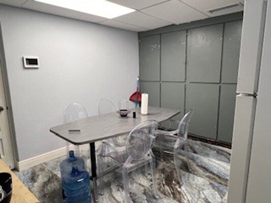 More Photos Of 1960 Bayshore Blvd, Dunedin Medical For Sale