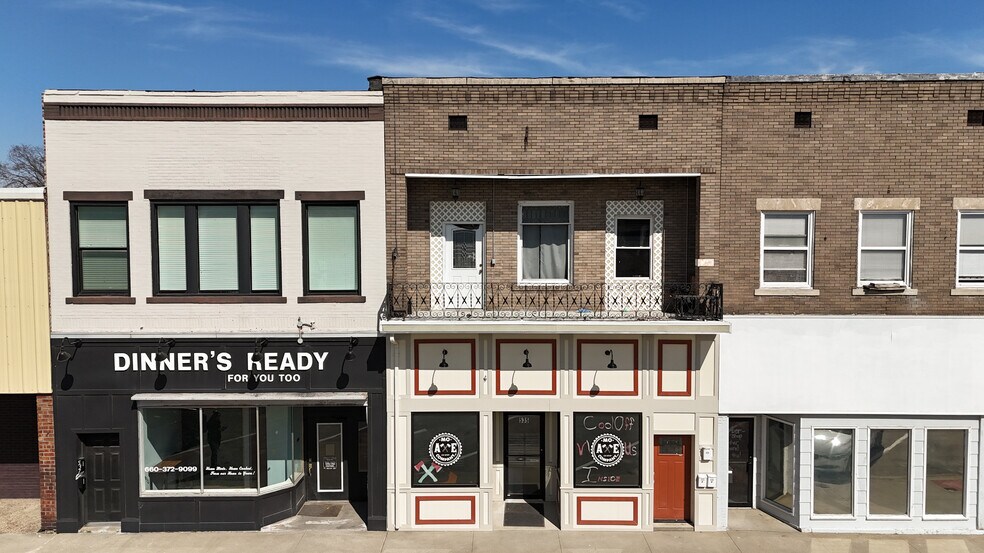 More Photos Of 535 W Reed St, Moberly General Retail For Sale