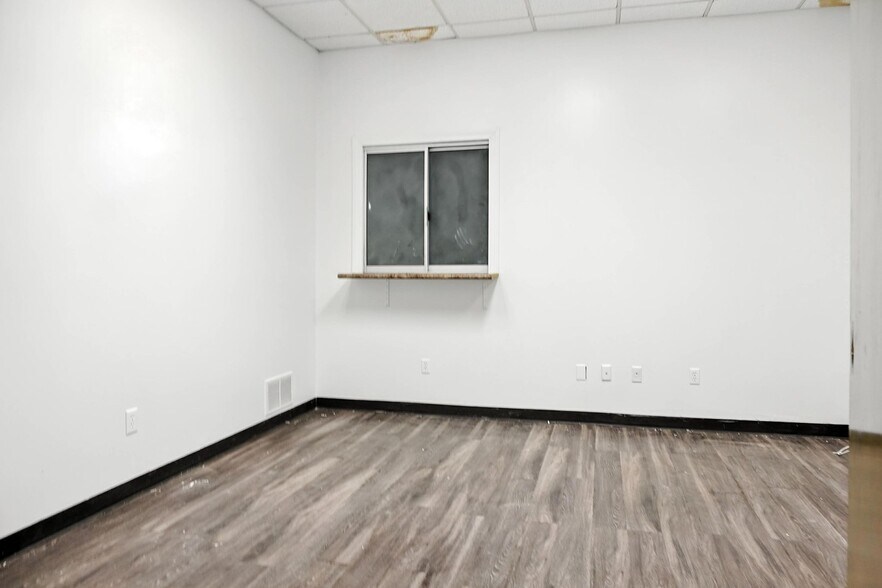 More Photos Of 400 Mound City Rd, West Memphis Service For Sale