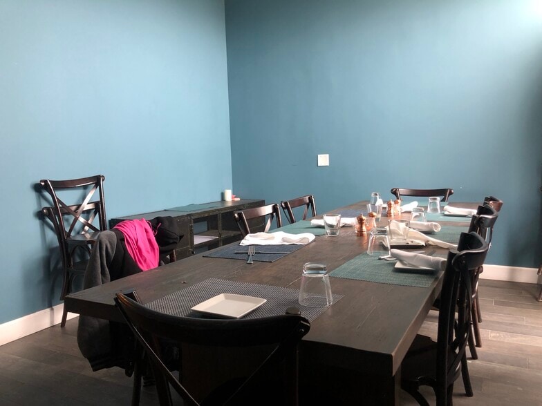 More Photos Of 4300 Tradewinds Dr, Oxnard Unknown For Lease