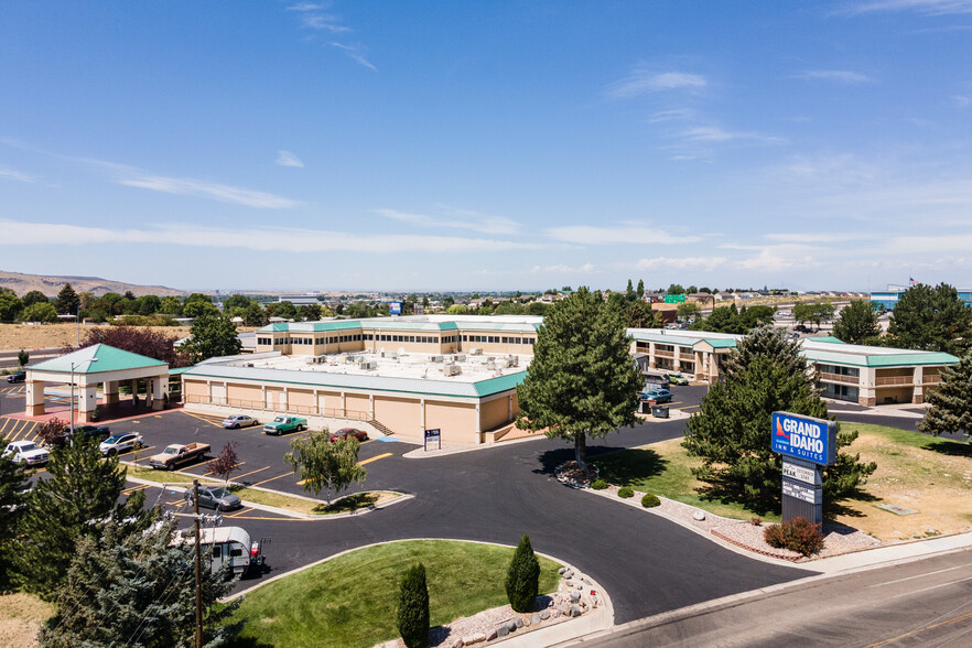 More Photos Of 1399 Bench Rd, Pocatello Hotel For Sale