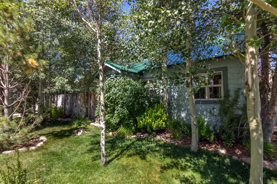 More Photos Of 717 Lake Ave, Grand Lake Specialty For Sale