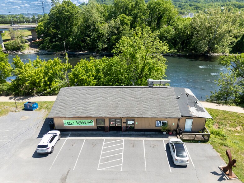 More Photos Of 1833-1837 Netherland Inn Rd, Kingsport General Retail For Lease