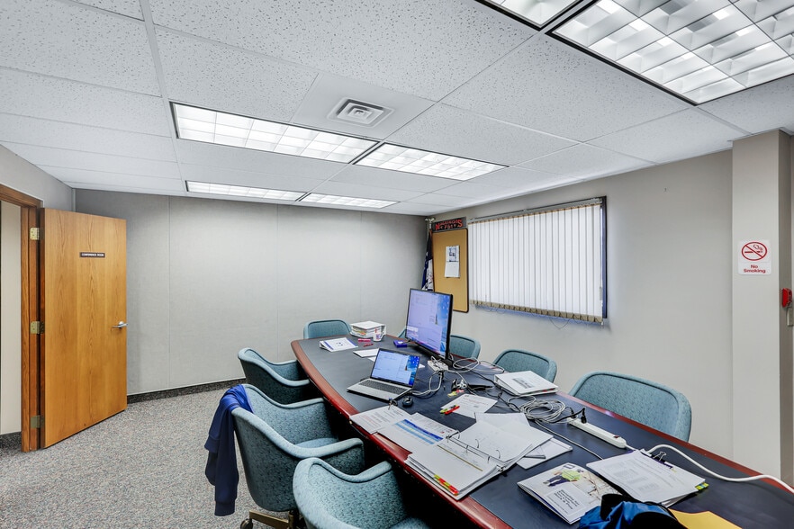 More Photos Of 4226 E Mission Ave, Spokane Office For Sale