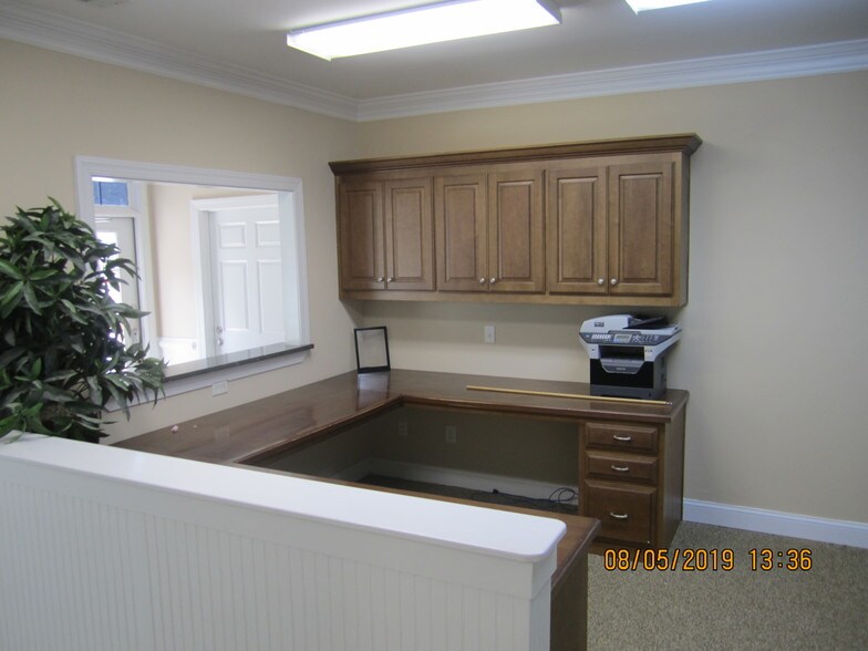 More Photos Of 1015 Tyrone Rd, Tyrone Medical For Lease