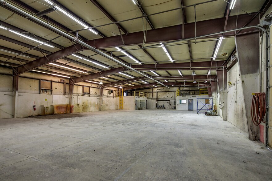 More Photos Of 2445 Salashan Loop, Ferndale Industrial For Lease