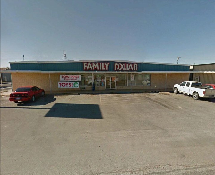 More Photos Of 201 Kent St, Merkel Freestanding For Sale