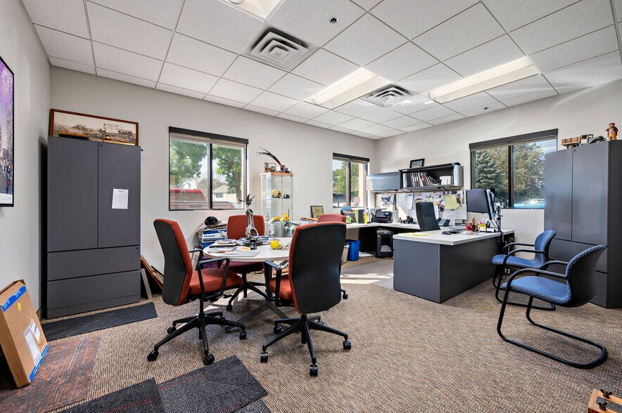 More Photos Of 1481 81st Ave NE, Spring Lake Park Office For Sale