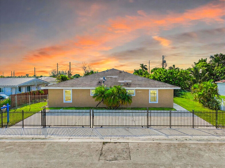 Primary Photo Of 22230 SW 115th Ct, Miami Apartments For Sale