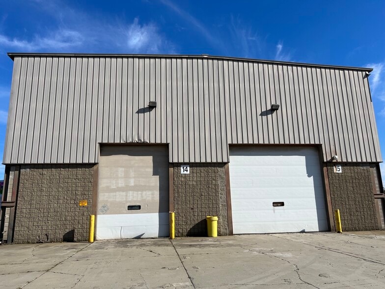 More Photos Of 5690 Camp Rd, Hamburg Manufacturing For Lease