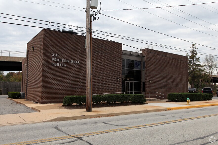 More Photos Of 301 Old Dupont Rd, Wilmington Medical For Lease