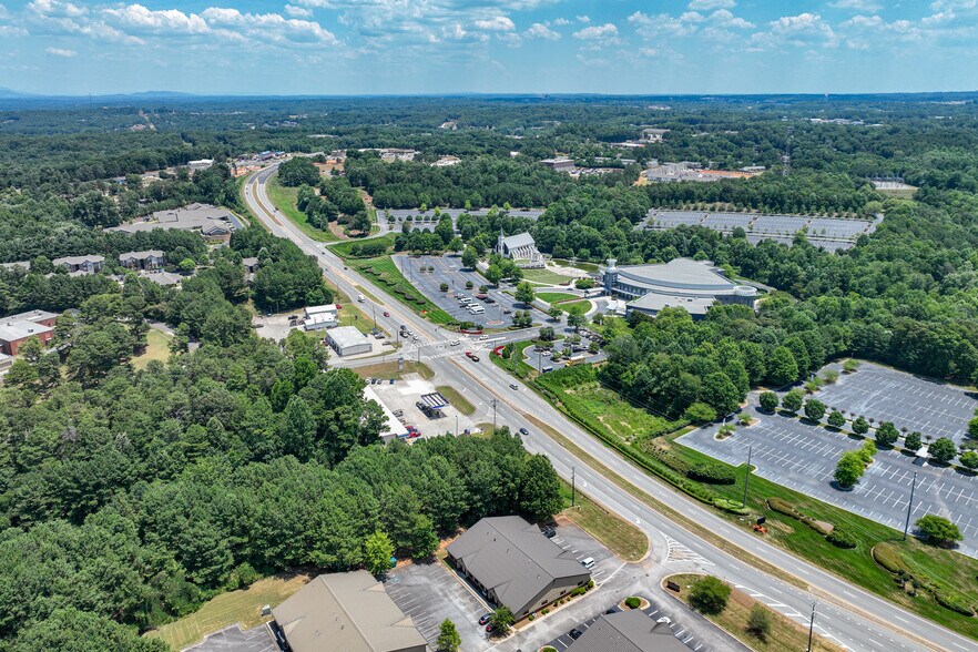 More Photos Of 3030 McEver Rd, Gainesville Medical For Sale