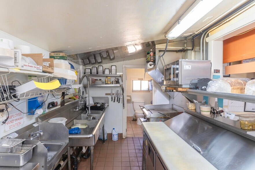 More Photos Of 7921 Moss Landing Rd, Moss Landing Restaurant For Sale