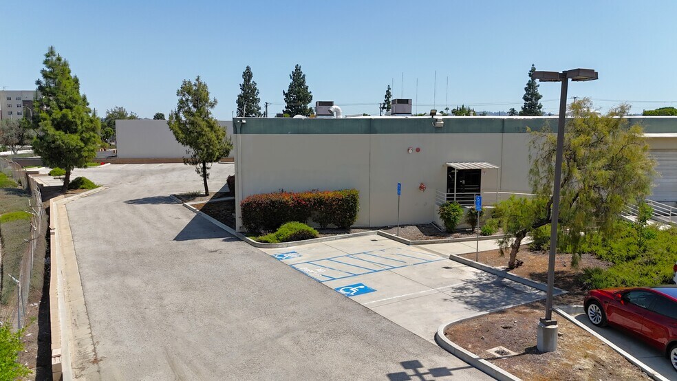 More Photos Of 13725-13731 Proctor Ave, City of Industry Warehouse For Lease