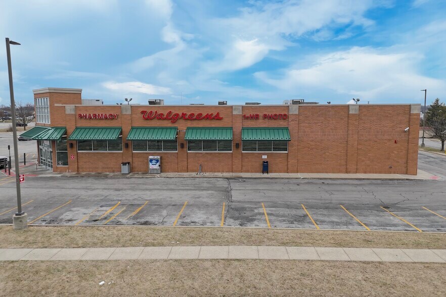 More Photos Of 6200 SE 14th St, Des Moines Freestanding For Sale