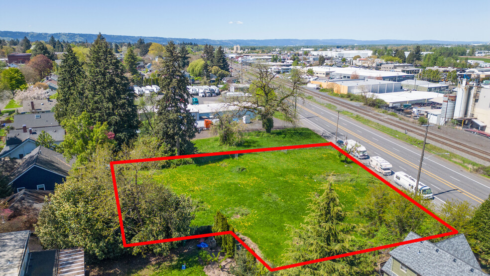 Primary Photo Of 1670 NE Lombard St, Portland Land For Sale