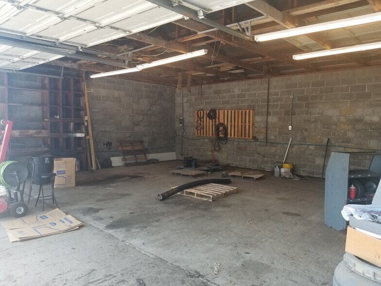 More Photos Of 1215 Blount Ave, Guntersville Flex For Lease