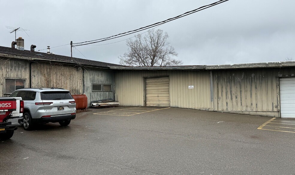 More Photos Of , Lapeer Unknown For Sale
