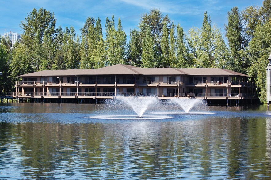 More Photos Of 9 Lake Bellevue Dr, Bellevue Office For Sale