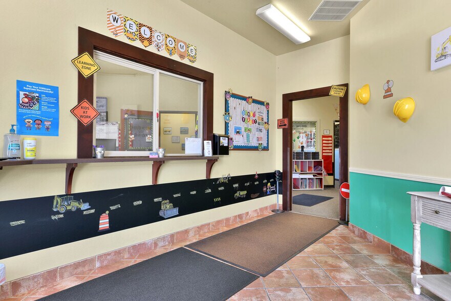 More Photos Of 2490 S Cloverdale Rd, Boise Daycare Center For Sale