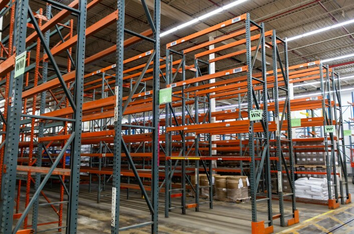 More Photos Of 2415 3rd Ave, Mankato Distribution For Lease
