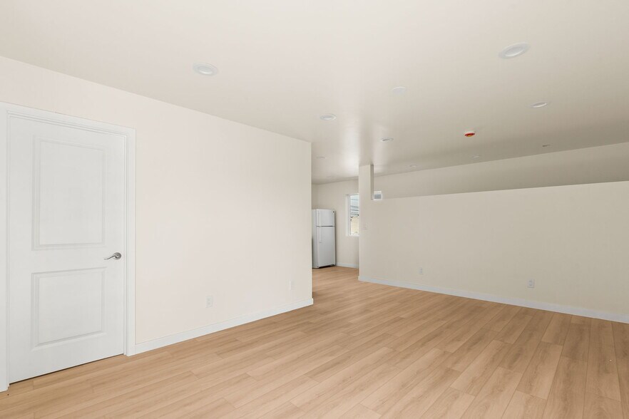 More Photos Of 3546-3552 47th St, San Diego Apartments For Sale