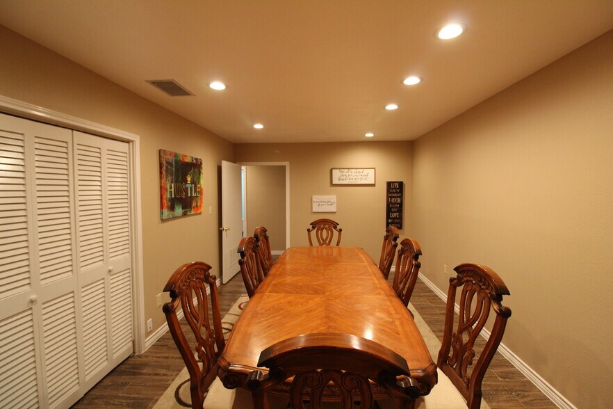 More Photos Of 1221 W University Blvd, Odessa Medical For Sale