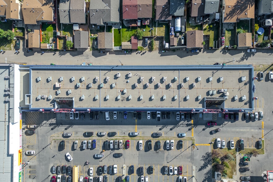 More Photos Of 5401 Temple Dr NE, Calgary Storefront For Lease