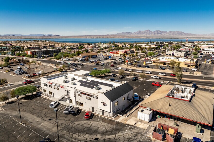 More Photos Of 1600 Mcculloch Blvd N, Lake Havasu City General Retail For Lease