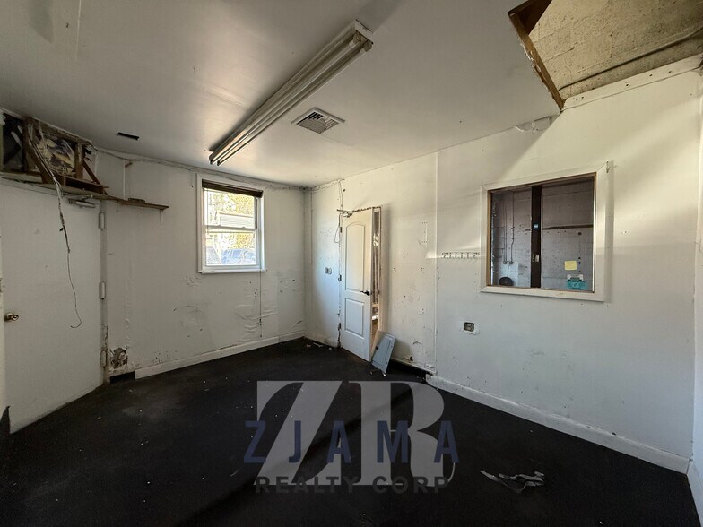 More Photos Of 469 Troy Ave, Brooklyn Land For Lease