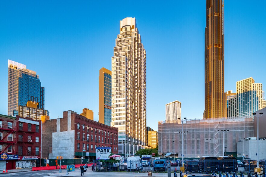 More Photos Of 74 Dekalb Avenue, Brooklyn Apartments For Lease