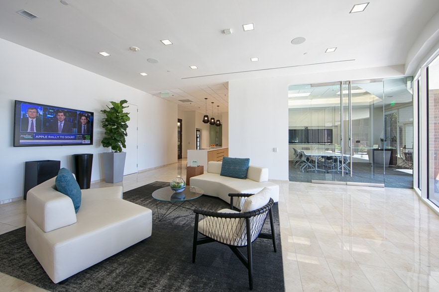 More Photos Of 770 The City Dr S, Orange Unknown For Lease